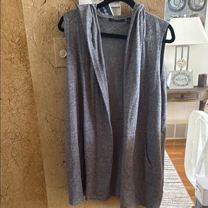 Cyrus Gray Sleeveless Cardigan